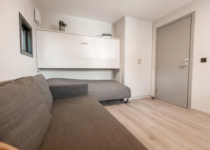 מלון Ansgar Summerhotel 3*